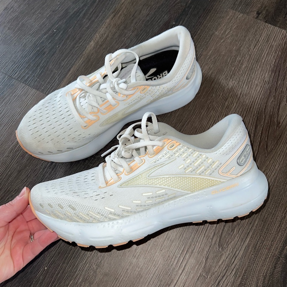 Brooks Women's White and Light Peach Athletic Running Shoes
